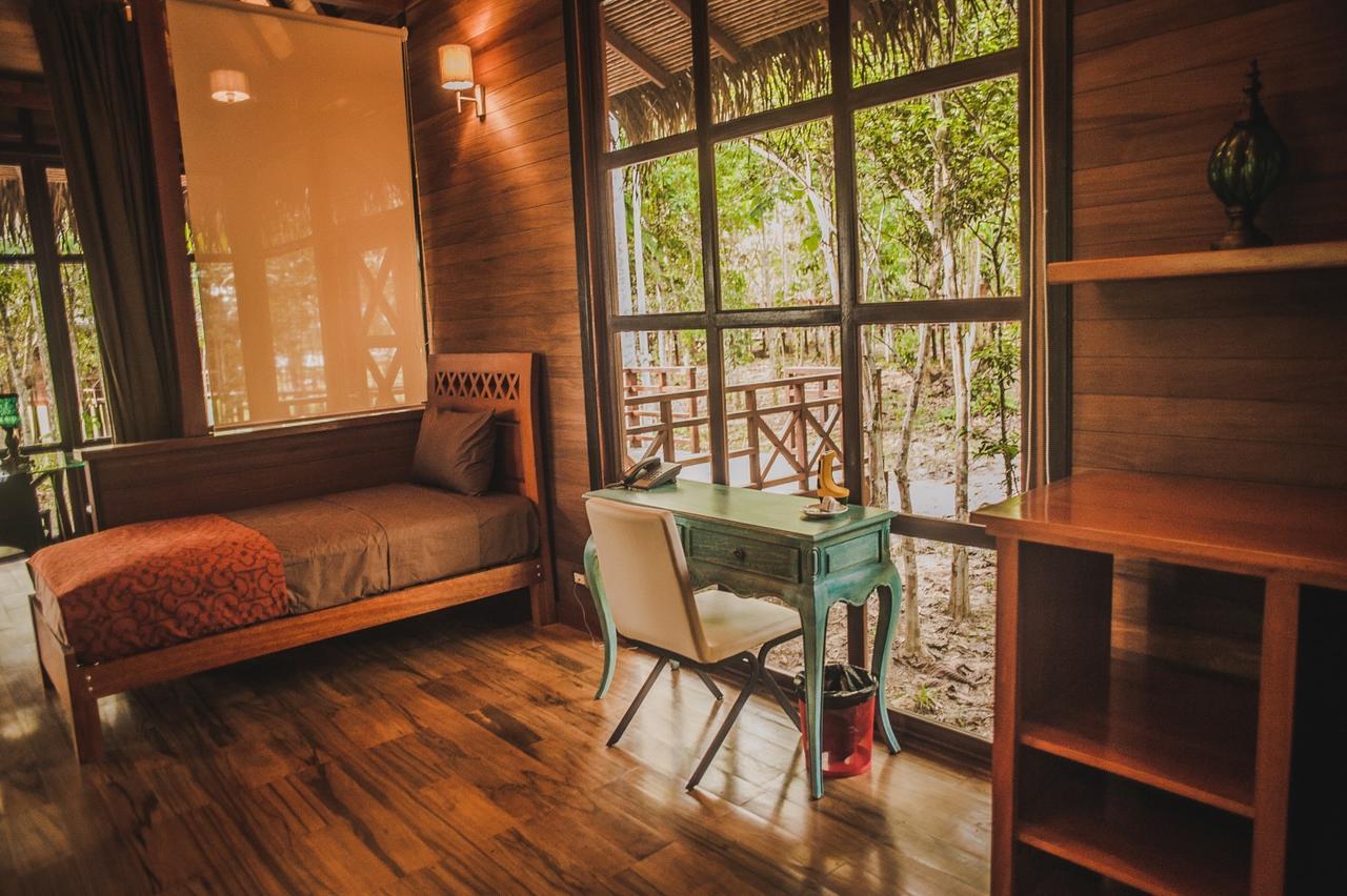 Uni Rao Centro Ecologico Villa Pucallpa Buitenkant foto